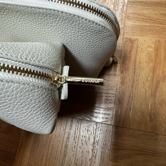 Cuyana travel set - Picture 2 of 4